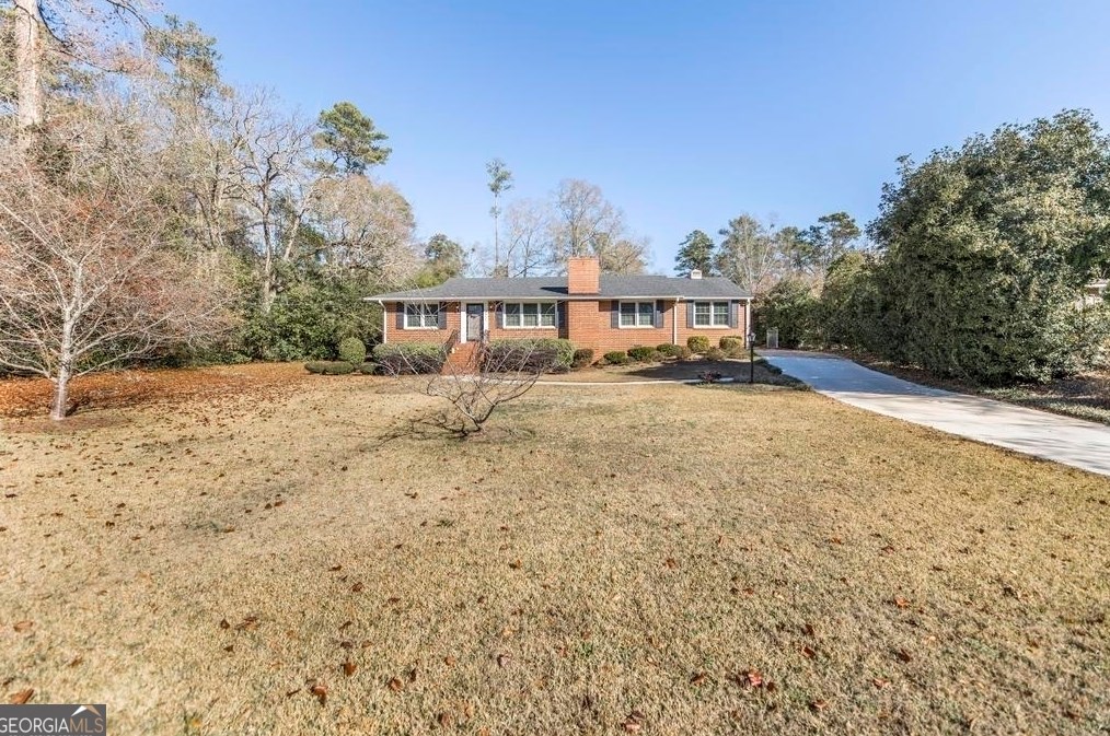 2931 Victoria Cir, Macon, GA 31204-1221
