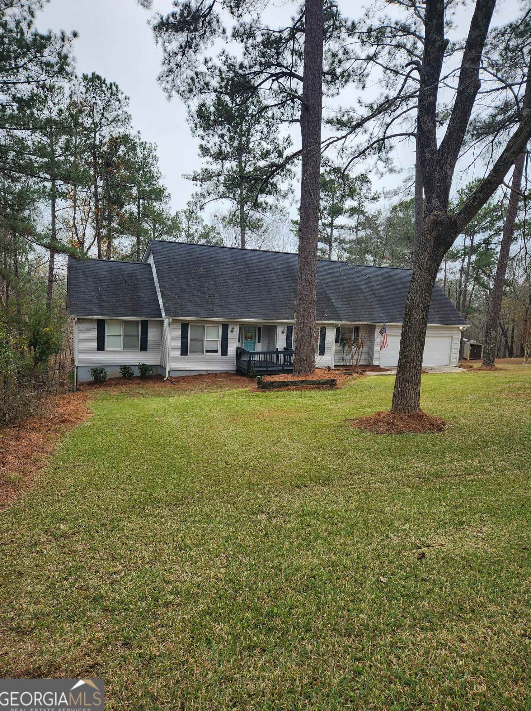 172 River Forest Dr, Macon, GA 31211-6319