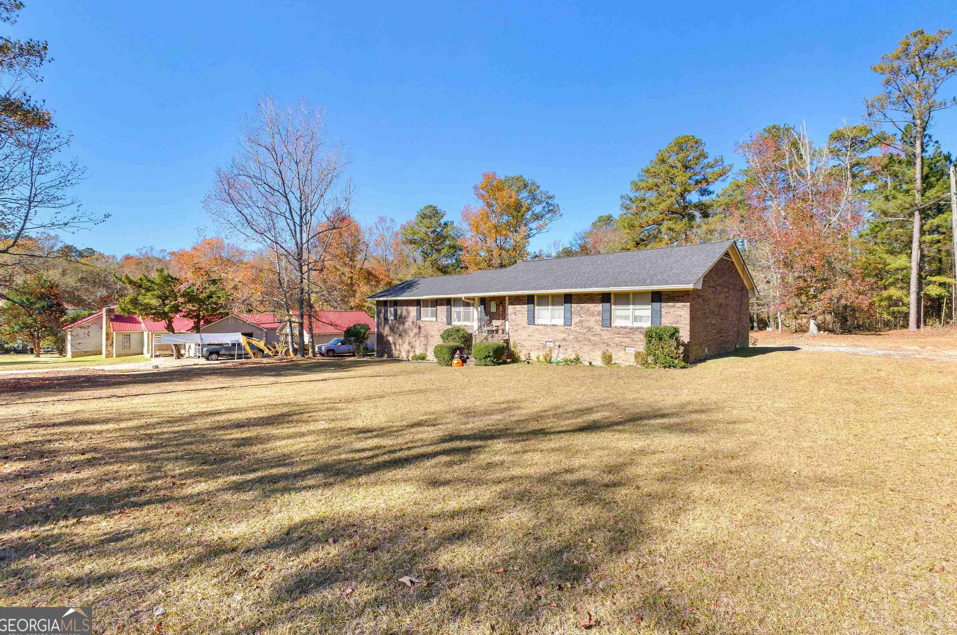 246 Rebel Dr, Macon GA  31211-7134 exterior