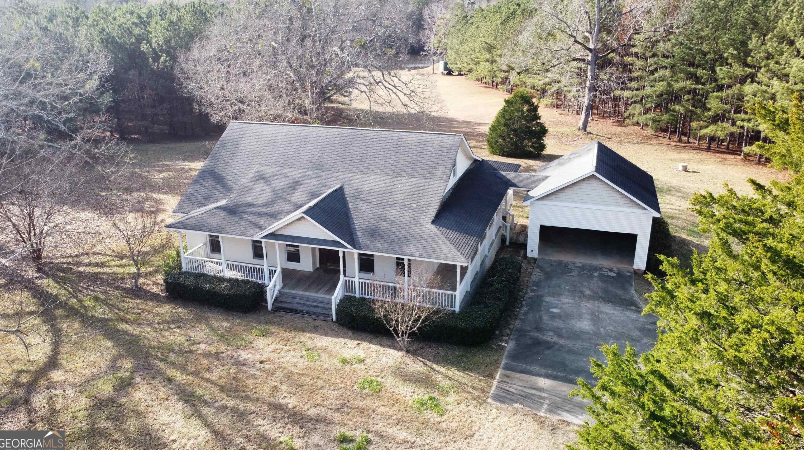 5 Hubert Russell Rd, Pine Mountain, GA 31822-5448