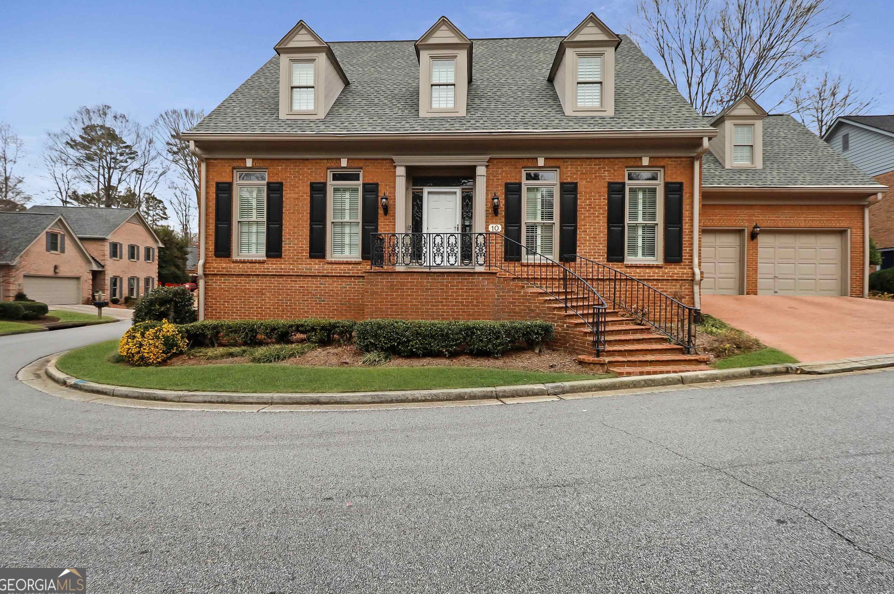 10 Downshire Cir, Decatur GA  30033-1419 exterior