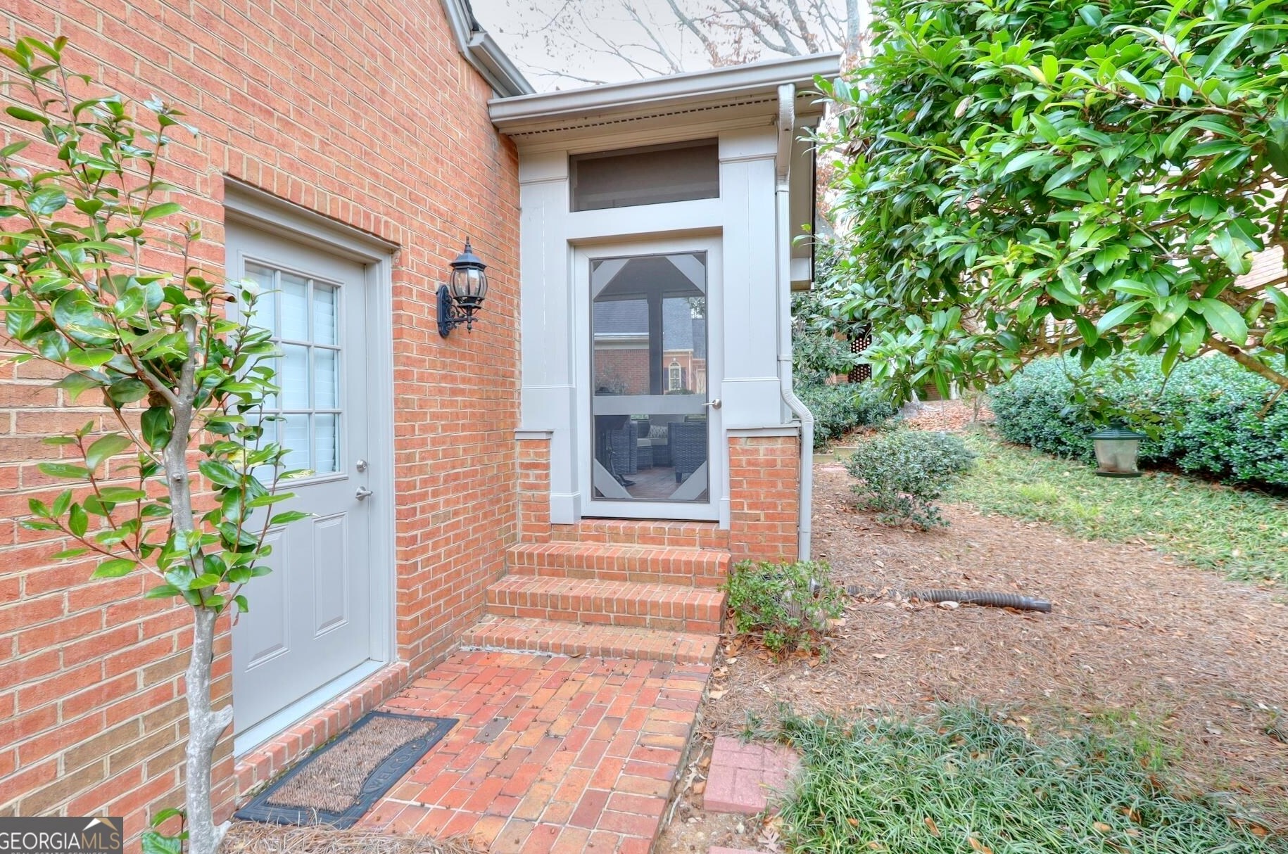 10 Downshire Cir, Decatur GA  30033-1419 exterior