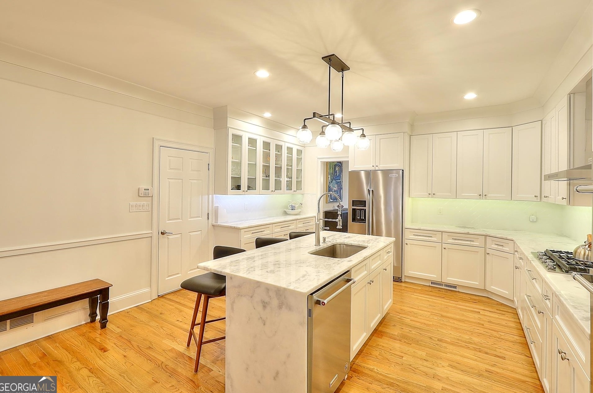 10 Downshire Cir, Decatur GA  30033-1419 exterior