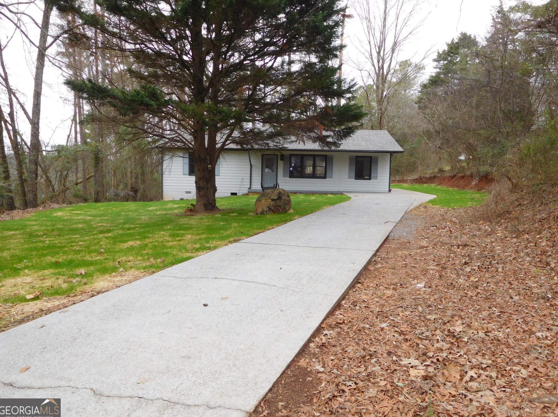 57 Edgewood Rd, Euharlee, GA 30120-5372