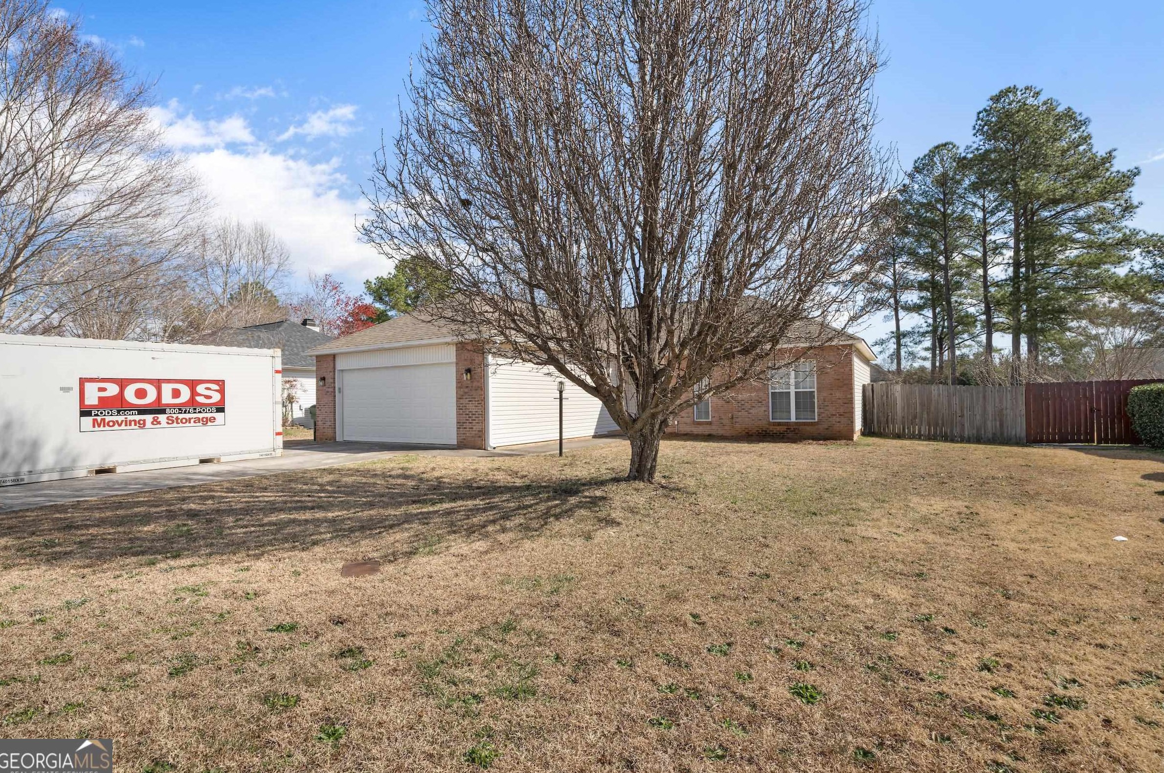 209 Castle Pines Dr, Bonaire, GA 31005