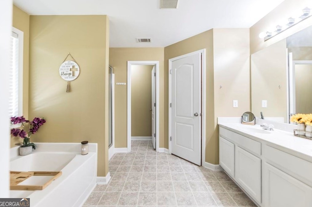756 Ivy Brook Way, Macon GA  31210-5528 exterior