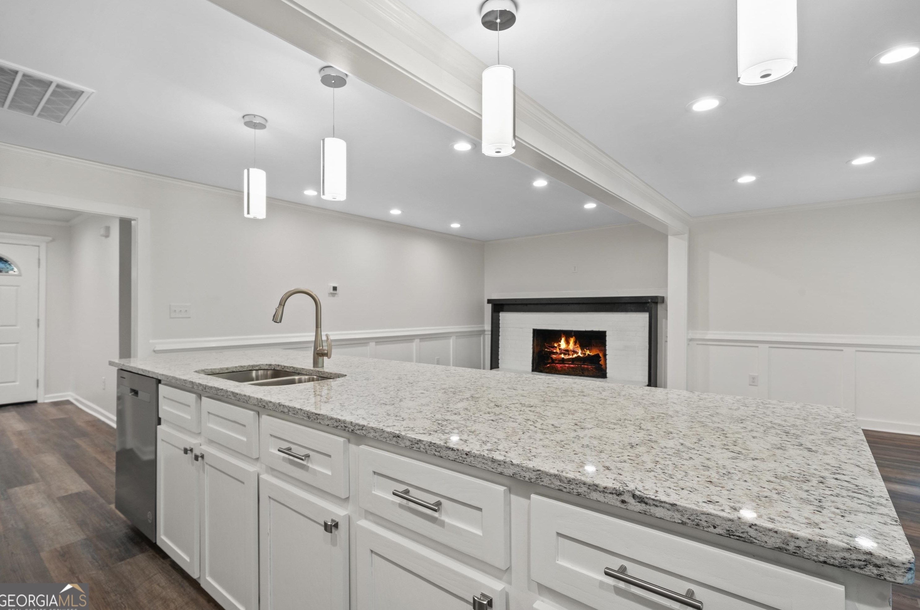 143 Napier Dr, Eatonton GA 31024-6807 exterior