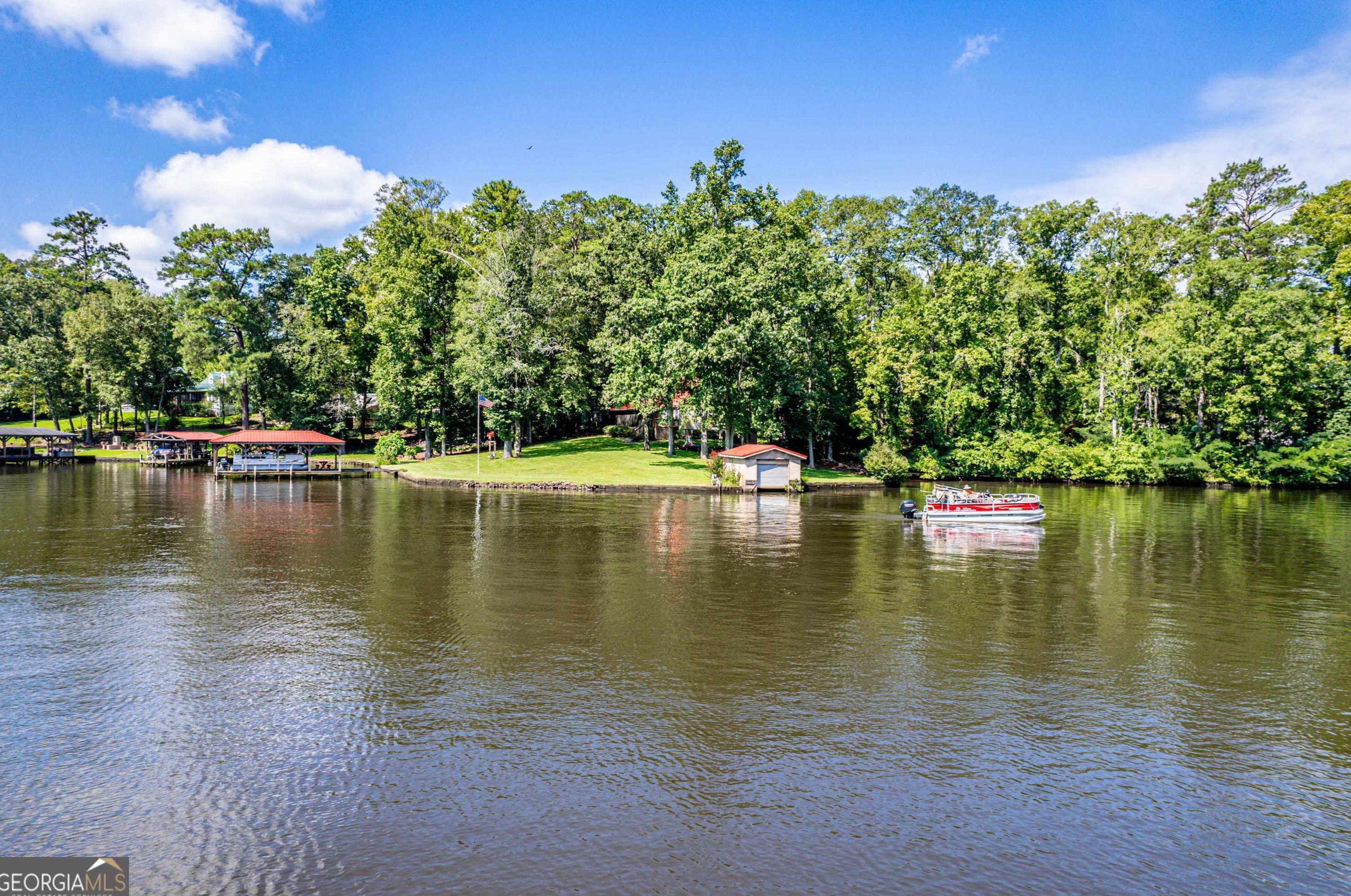 143 Napier Dr, Eatonton GA 31024-6807 exterior