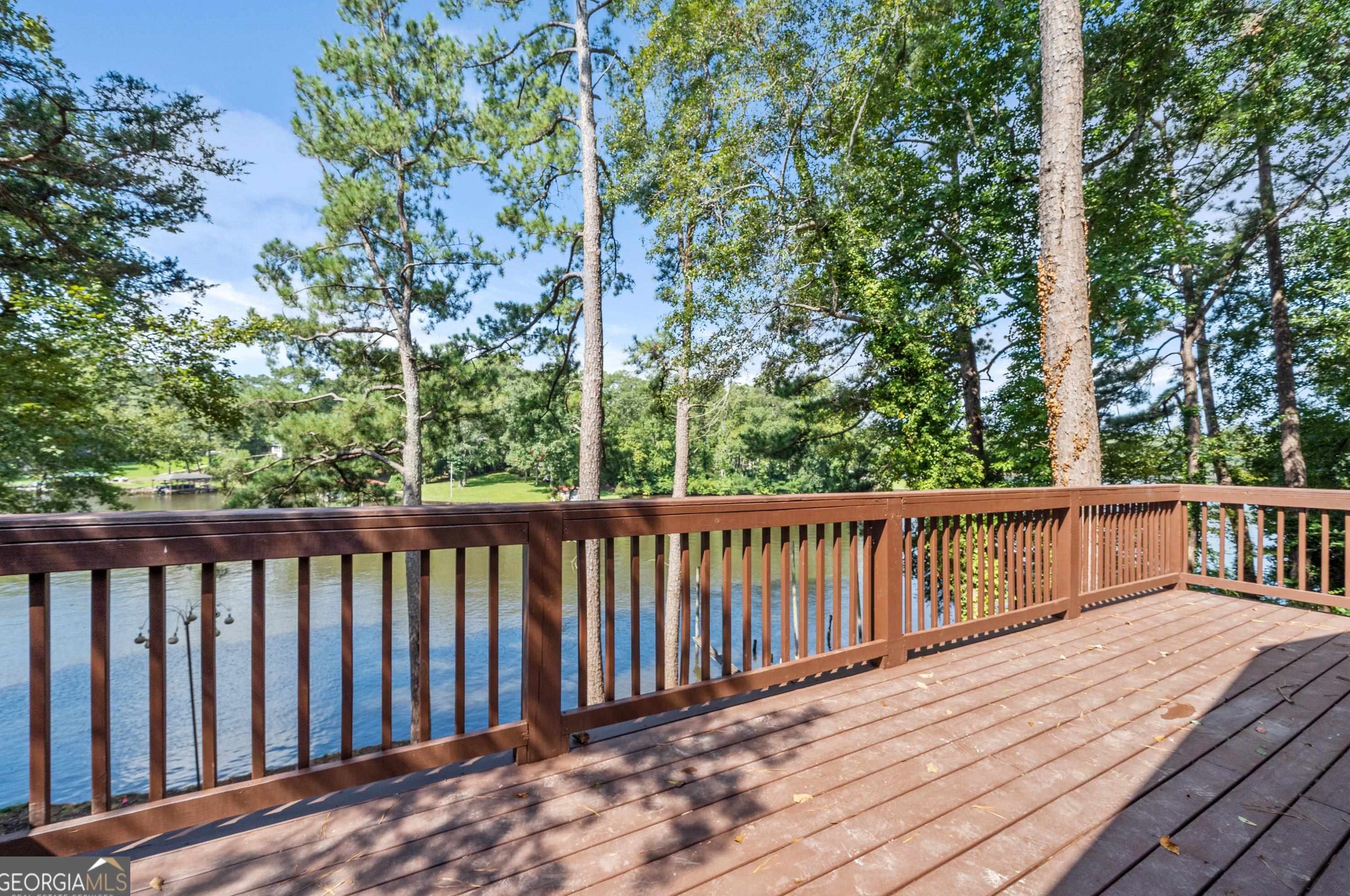 143 Napier Dr, Eatonton GA 31024-6807 exterior