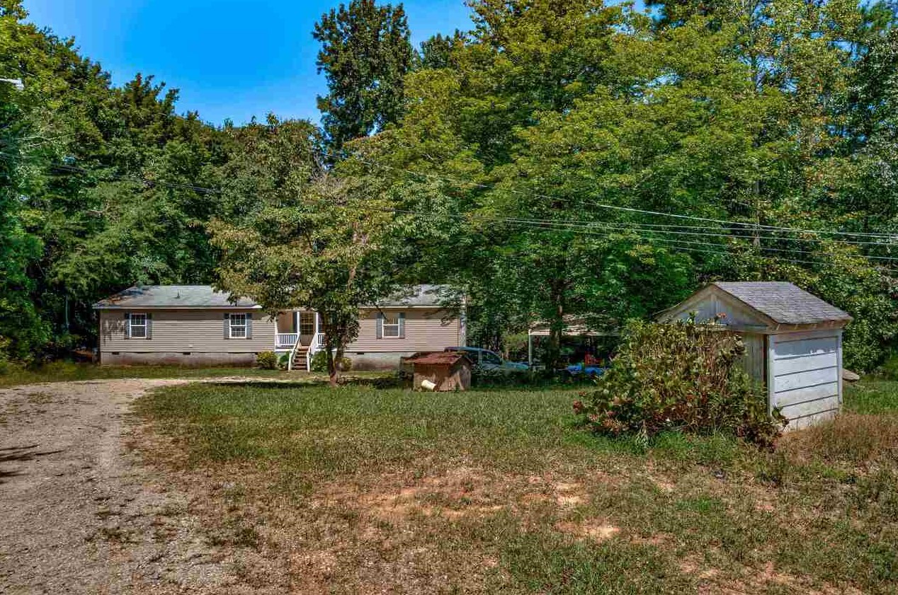 6854 Capitola Farm Rd, Flowery Branch, GA 30542-5014