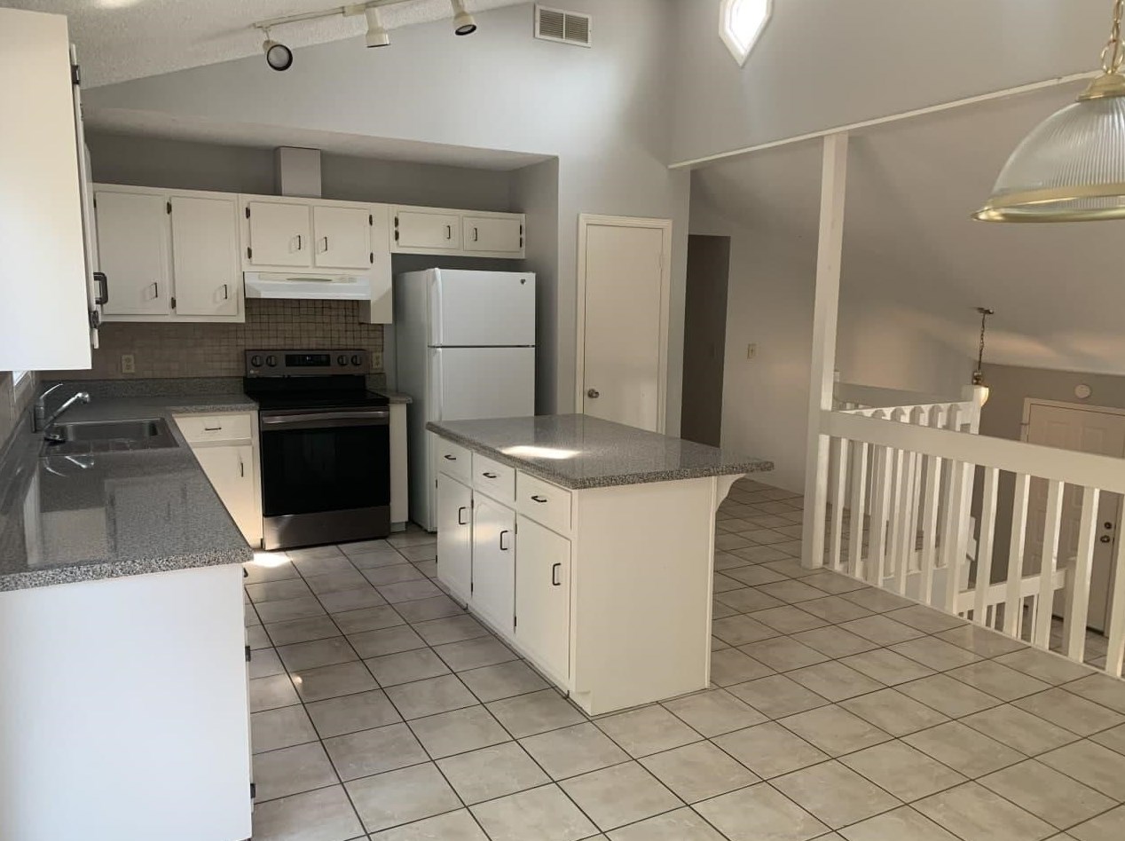 1389 Millstream Trl, Lawrenceville GA  30044-2917 exterior