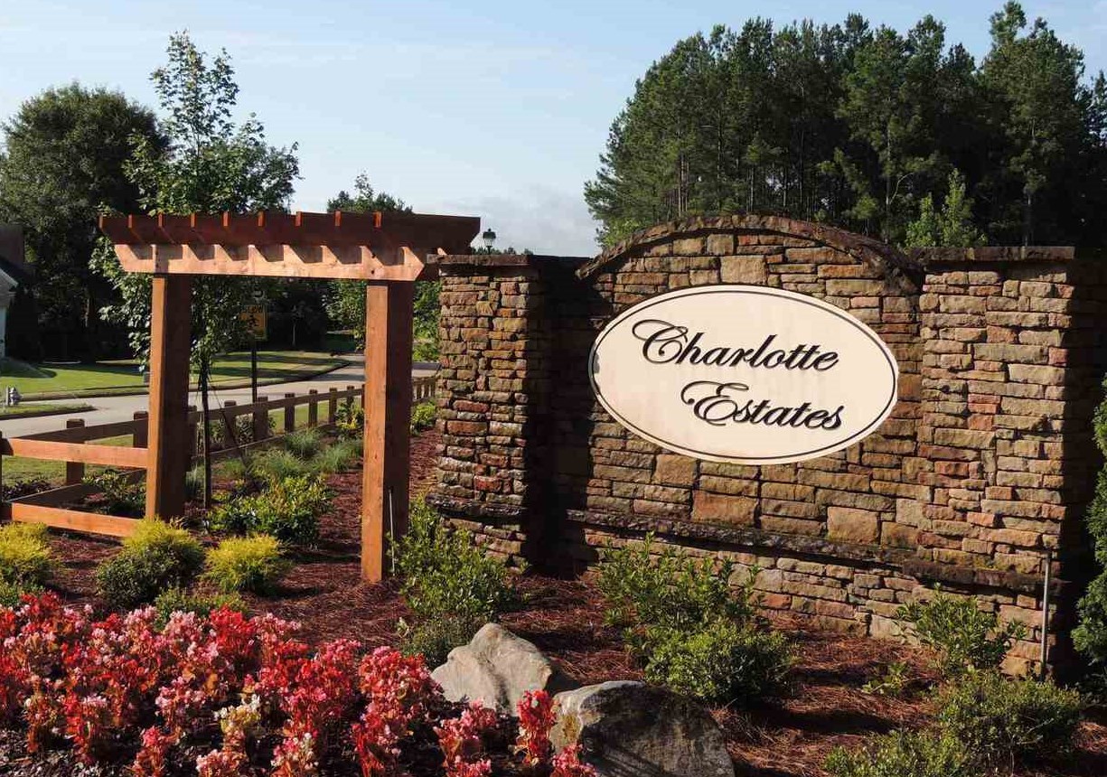 744 Timpelton Ct, Hoschton GA  30548-1999 exterior