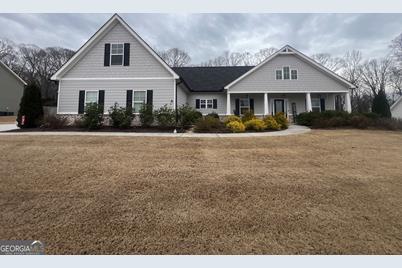 274 River Meadows Drive, Jefferson, GA 30549 - Photo 1