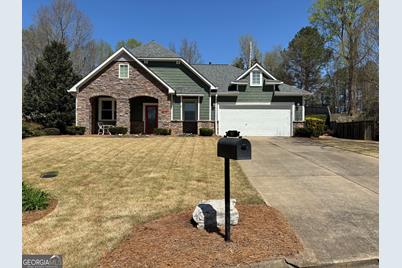427 Howell Crossing - Photo 1