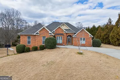 28 Huntington Drive, Lavonia, GA 30553 - Photo 1
