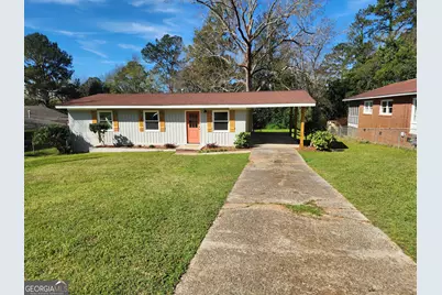 152 N Richmond Street, Milledgeville, GA 31061 - Photo 1