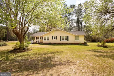 110 Briarwood Road, Waycross, GA 31501 - Photo 1