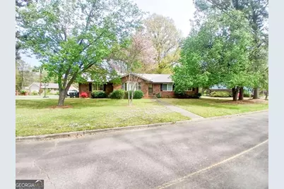 2 Castlewood Drive SW, Rome, GA 30165 - Photo 1