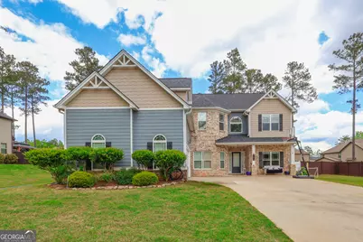 265 Savannah Drive, Senoia, GA 30276 - Photo 1