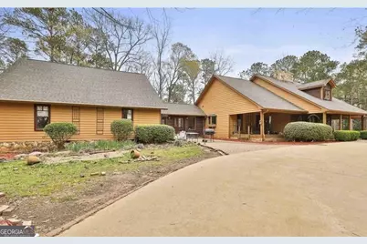 224 Riverbend Drive, Lagrange, GA 30240 - Photo 1