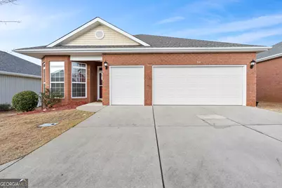 310 Pebble Beach Drive, Perry, GA 31069 - Photo 1
