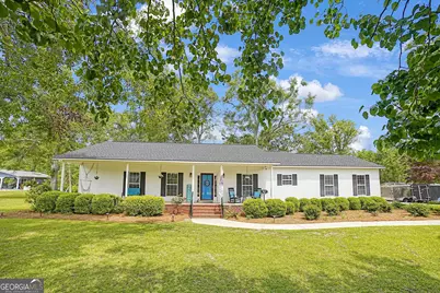 126 Patrick Street, Swainsboro, GA 30401 - Photo 1