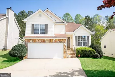 4032 Robin Circle, College Park, GA 30349 - Photo 1