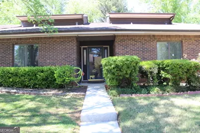 1457 Stoneleigh Circle, Stone Mountain, GA 30088 - Photo 1