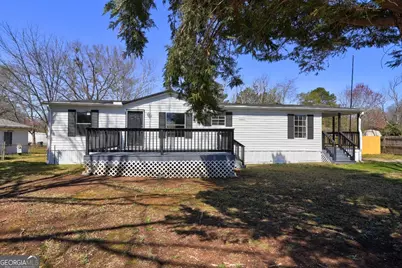 152 Skyland Drive E, Locust Grove, GA 30248 - Photo 1