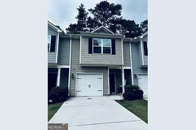 107 Highwood Lane, East Point, GA 30344 - Photo 1