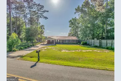 376 Lakeshore Drive, Cordele, GA 31015 - Photo 1