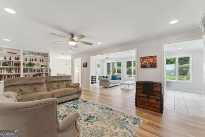 7 Raleigh Drive, Savannah, GA 31406 - Photo 1