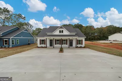 306 Burns Avenue, Pine Mountain, GA 31822 - Photo 1