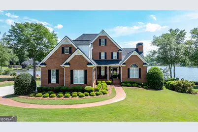 150 Bay Drive, Newnan, GA 30263 - Photo 1