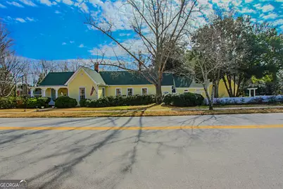 132 E College Street, Griffin, GA 30224 - Photo 1