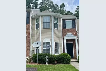 8170 Oakley Circle # 2, Union City, GA 30291 - Photo 1
