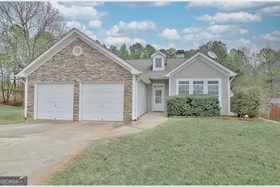 131 Meadowbrook Lane, Grantville, GA 30220 - Photo 1