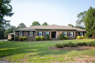 424 Wexford Circle, Bonaire, GA 31005 - Photo 1