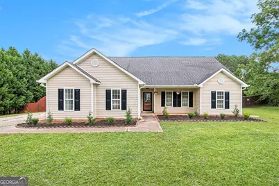 215 Nina Circle Circle, Locust Grove, GA 30248 - Photo 1