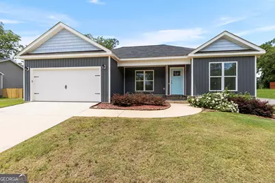 115 Plantation Drive, Cochran, GA 31014 - Photo 1