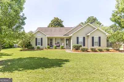 3560 Lawrence Drive S, Macon, GA 31216 - Photo 1