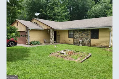 259 Independence Drive, Jonesboro, GA 30238 - Photo 1