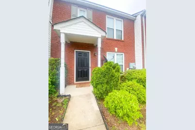 5553 Strathmoor Manor Circle, Lithonia, GA 30058 - Photo 1