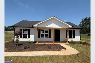 106 Gin Avenue, Bowersville, GA 30516 - Photo 1