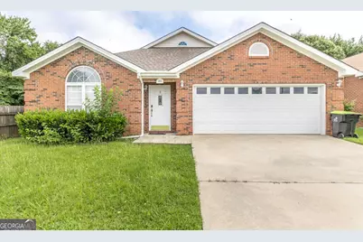 204 Westcliff Center Street, Warner Robins, GA 31093 - Photo 1