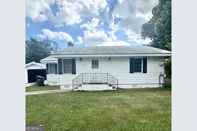 120 James Street, Reidsville, GA 30453 - Photo 1