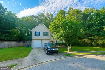 2880 Two Lakes Circle, College Park, GA 30349 - Photo 1