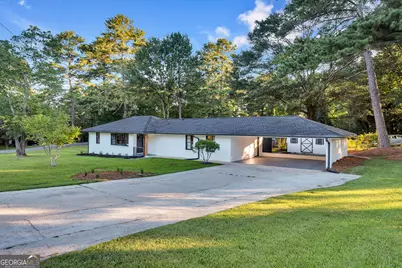 522 Elizabeth Lane, Mableton, GA 30126 - Photo 1