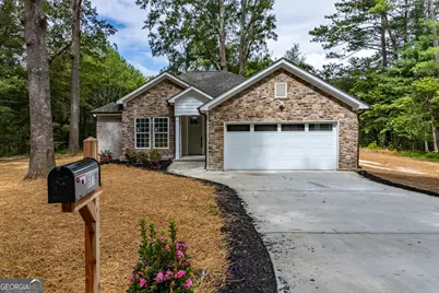 607 1st Street, Lafayette, GA 30728 - Photo 1