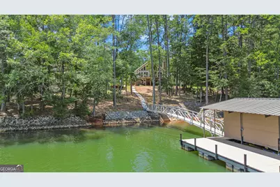 471 Currahee Point, Toccoa, GA 30577 - Photo 1